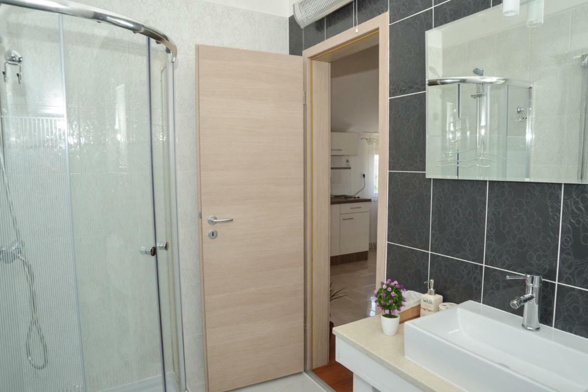 Apartment Antonio Zadar Exteriör bild